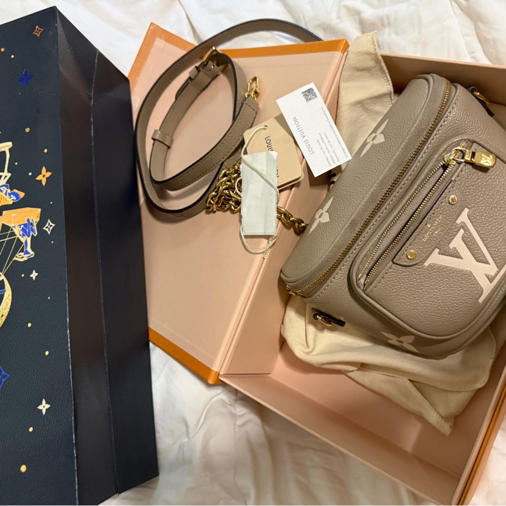 Louis Vuitton Mini Bum Bag Bicolor Monogram Empreinte Giant